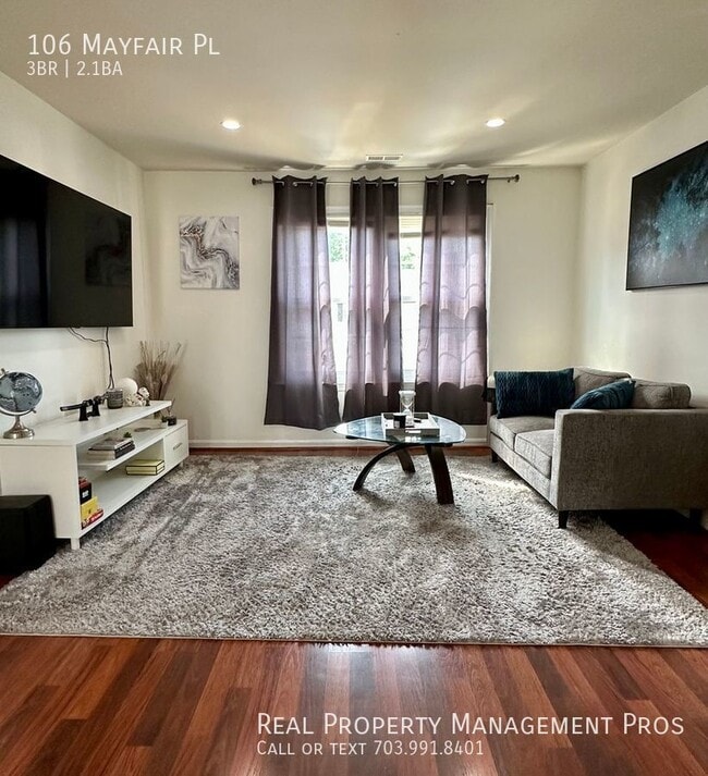 Building Photo - 106 Mayfair Pl