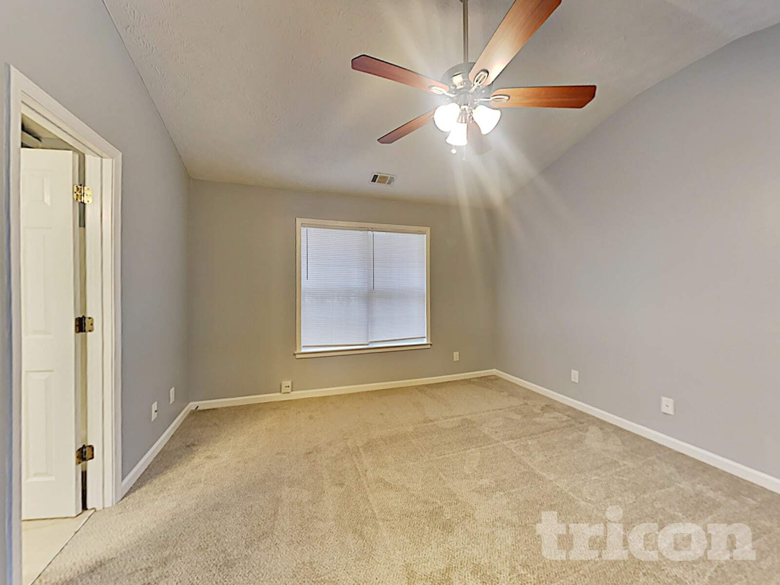 Building Photo - 641 Delay Way