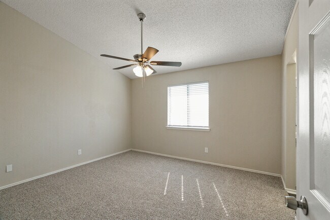 Building Photo - 3709 Bond St