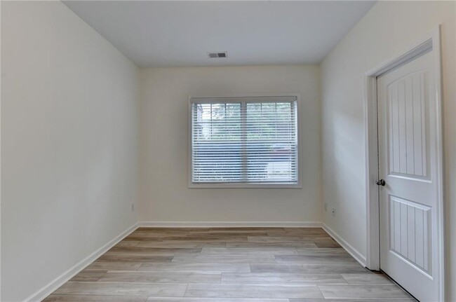 Building Photo - 3332 Twinrose Pl