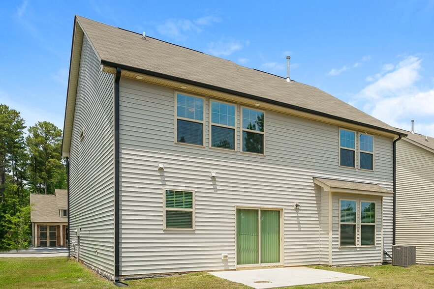 Building Photo - 3417 Snowberry Dr