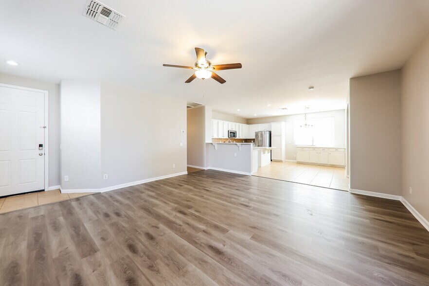 Building Photo - 18021 W Carol Ave