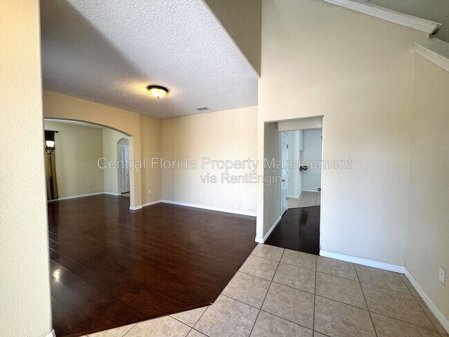 Building Photo - 2890 Spring Breeze Way