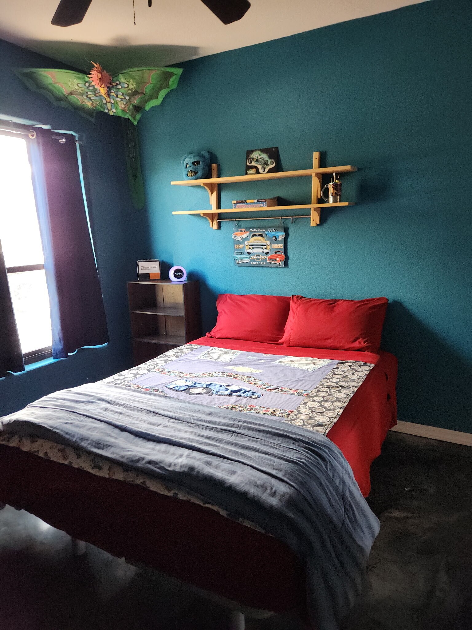 Building Photo - 2620 N Prospectors Rd