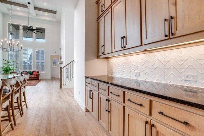 Building Photo - 4211 Mill Pond Dr