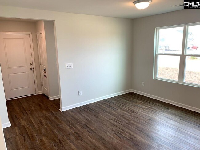 Building Photo - 216 Freeman Dr