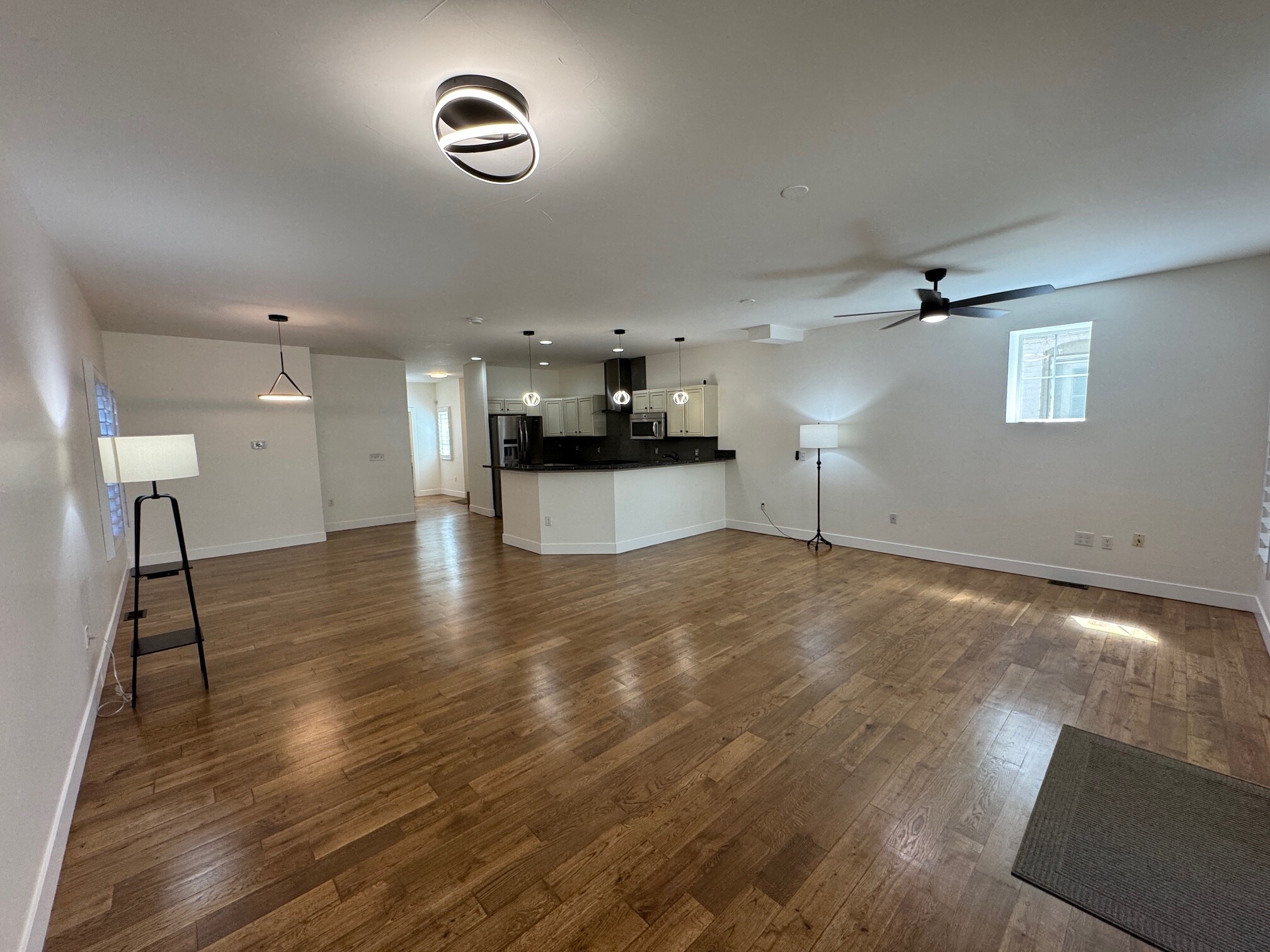 Building Photo - 3440 W 33rd Ave