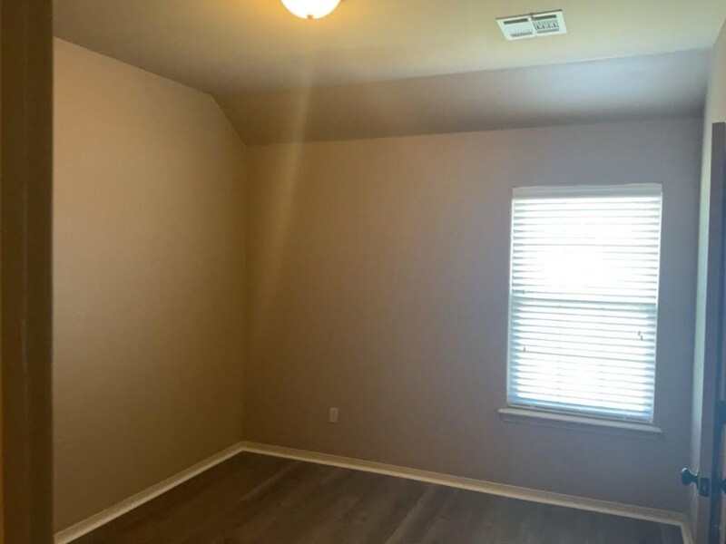 Building Photo - 14537 S Urbana Ct