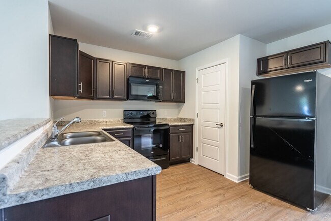 Building Photo - Oglethorpe Landing