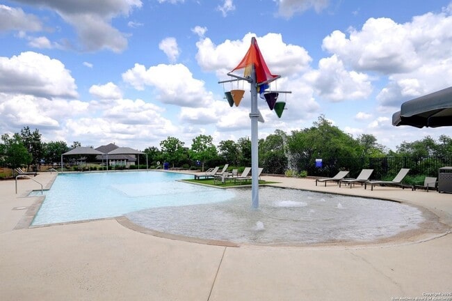 Building Photo - 32231 Escarole Bnd