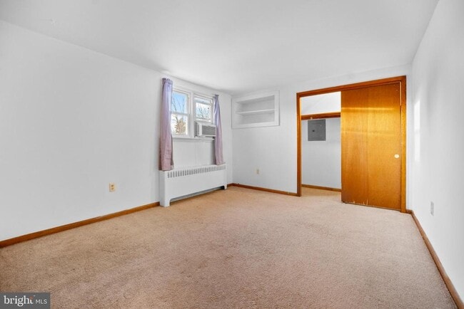 Building Photo - 842 Bethlehem Pike