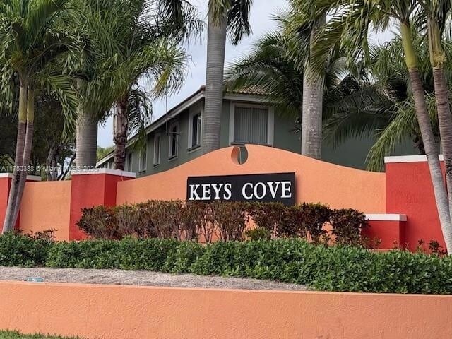 Building Photo - 2818 SE 16th Ave