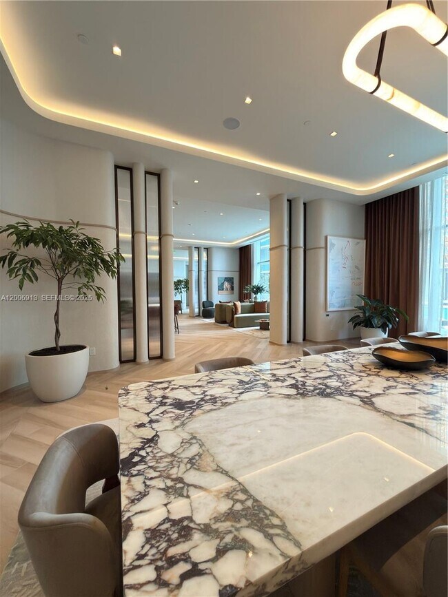 Building Photo - 77 SE 5th St