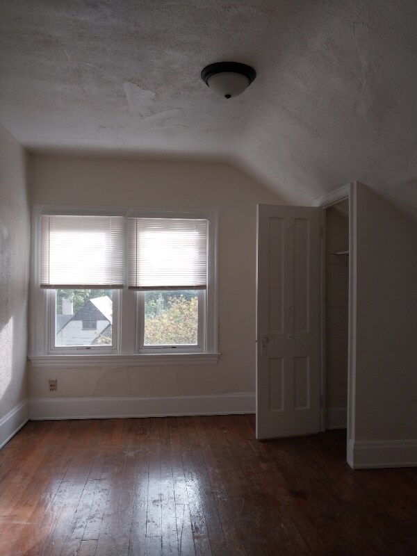 Building Photo - 3517 Clifton Ave