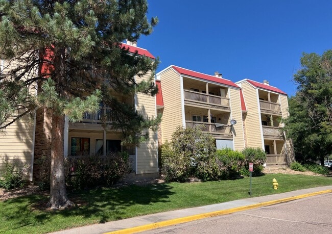 Building Photo - Newly Renovated Condo in Sable Landing