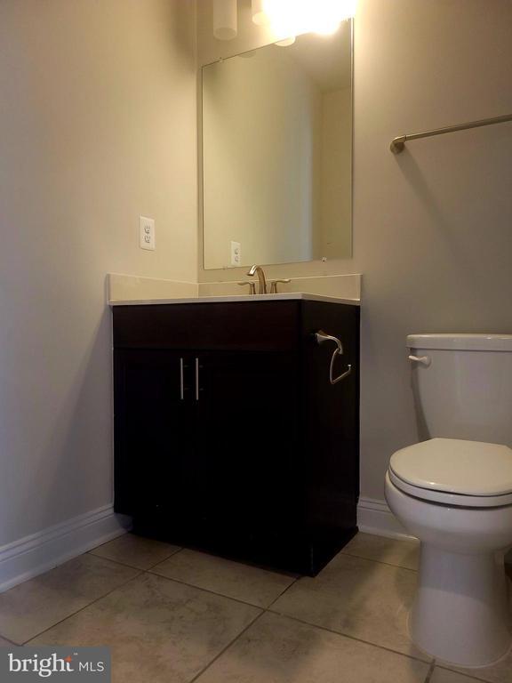 Building Photo - 7111 Tyndale Way