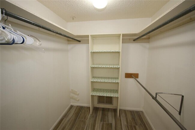 Building Photo - 1655 S Highland Ave
