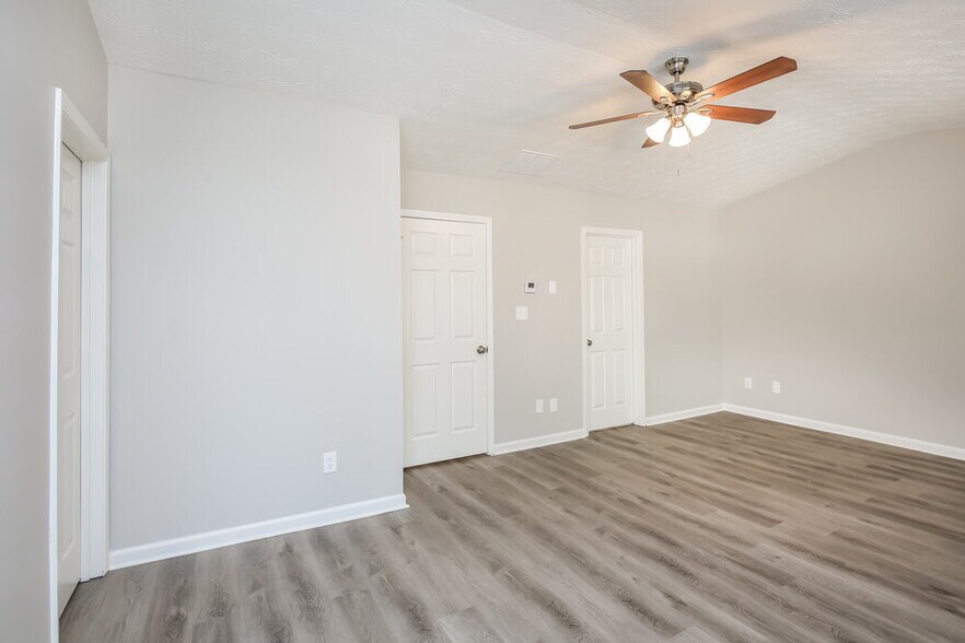 Building Photo - 461 Pondweed Dr