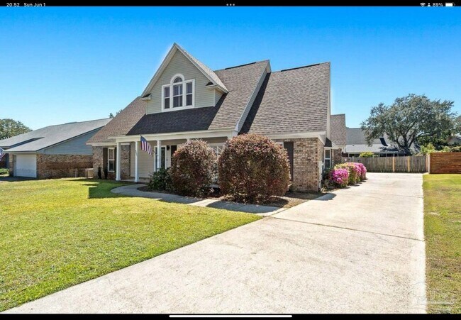 Primary Photo - Spacious 4BR House in Pensacola