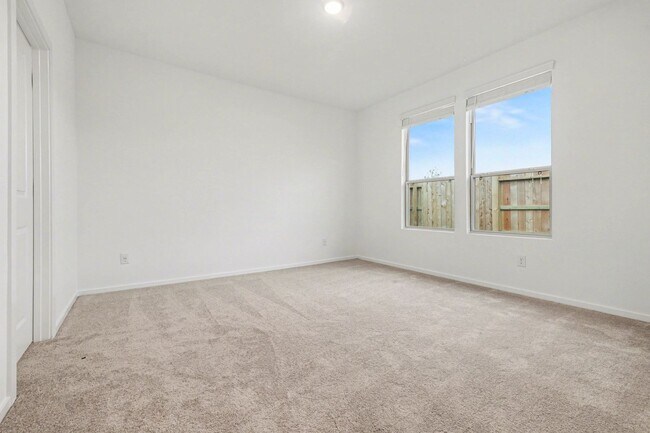 Building Photo - BRAND NEW - NEVER LIVED IN 4 bedroom - 2 1/2 bath in The Pines at Seven Coves