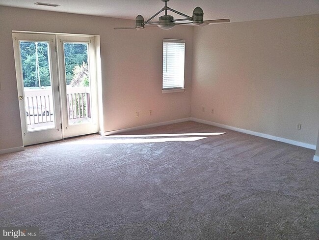 Building Photo - 8406 Westview Rd