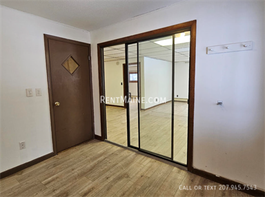 Building Photo - 2539 N Belfast Ave