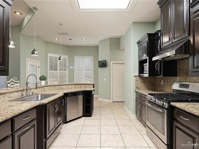 Building Photo - 2709 Cardinal Ave