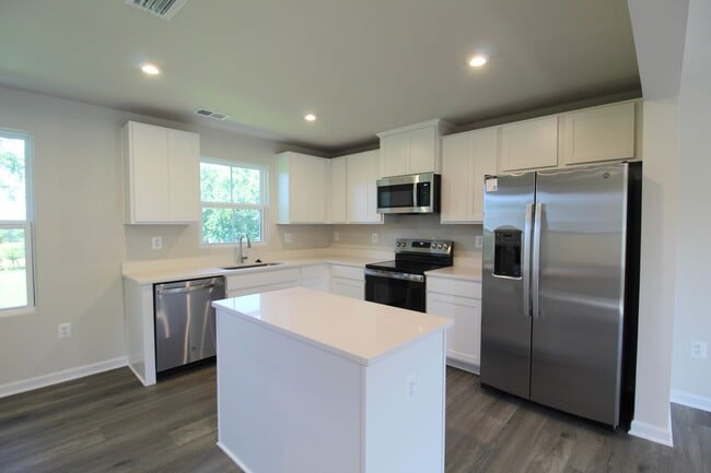 Building Photo - New construction tonwhome!