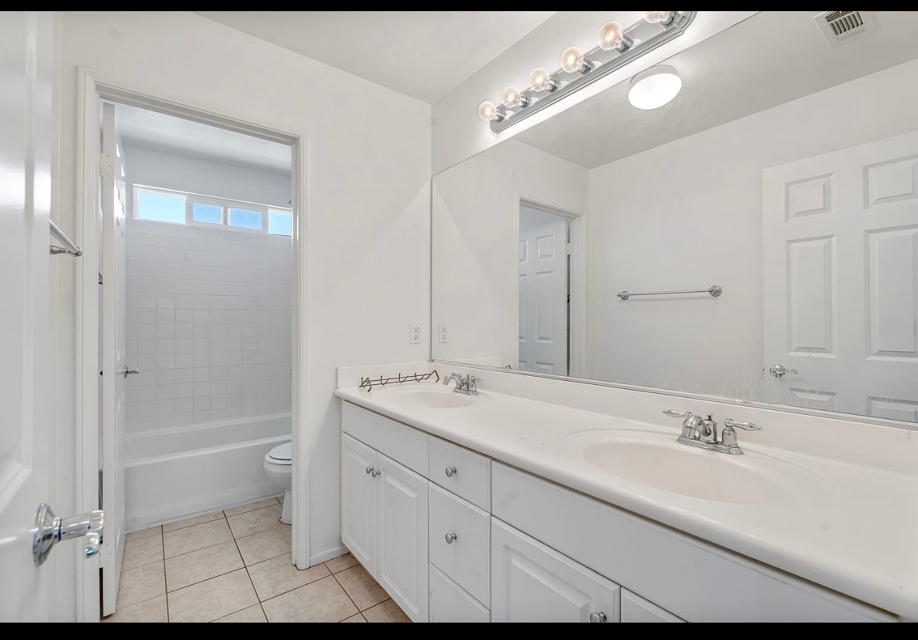 Building Photo - 4731 W Avenue J4