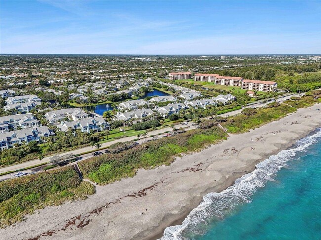 Building Photo - 301 Mainsail Cir