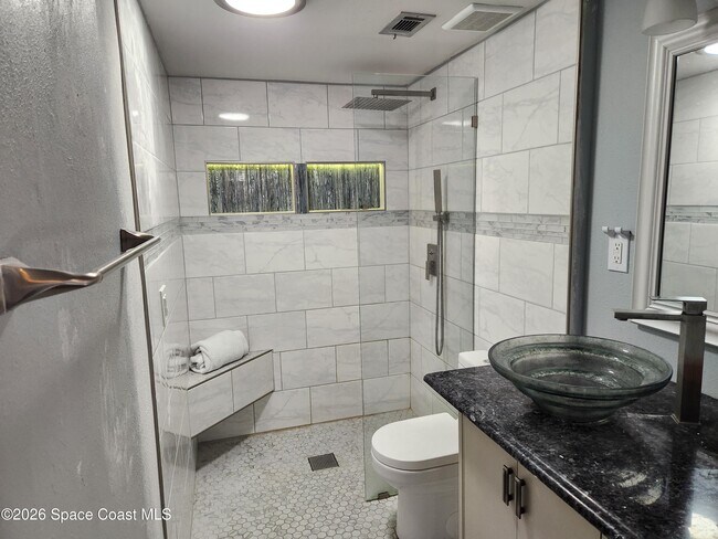 Building Photo - 3456 Sparrow Ct