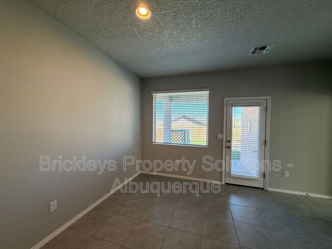 Building Photo - 4875 Mount Salas St NE