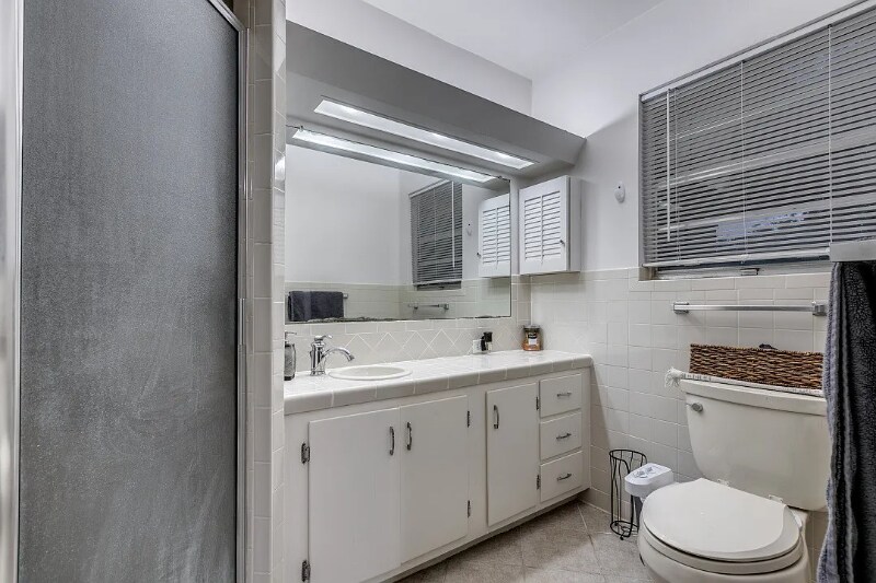Building Photo - 3710 Skylark Ave
