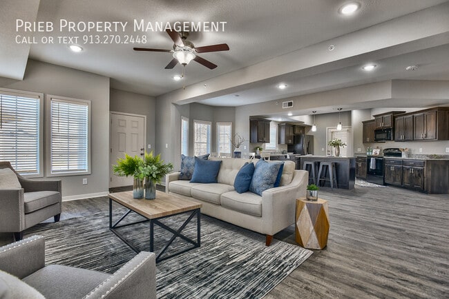 Building Photo - 22088 W 123rd Ln