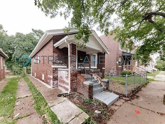 Building Photo - 3838 Missouri Ave
