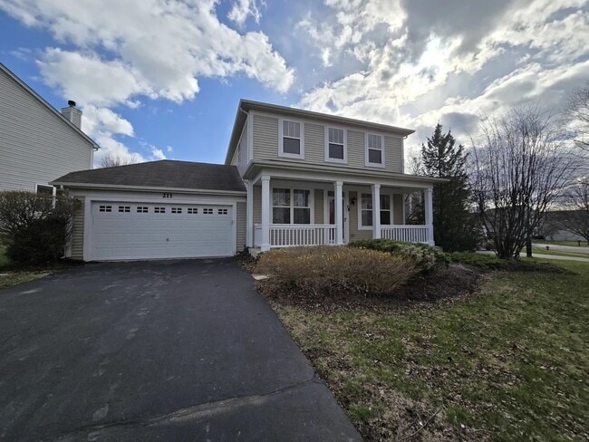 Building Photo - 211 Valley View Dr