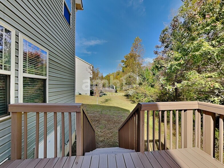 Building Photo - 108 Citrine Ct