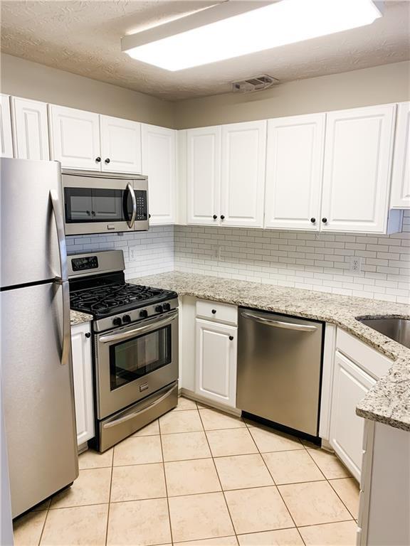Building Photo - 3522 Avensong Village Cir