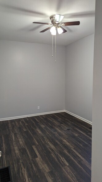 Bedroom #1 - 929 N Randolph Ave