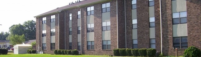 Primary Photo - Mayfair Manor