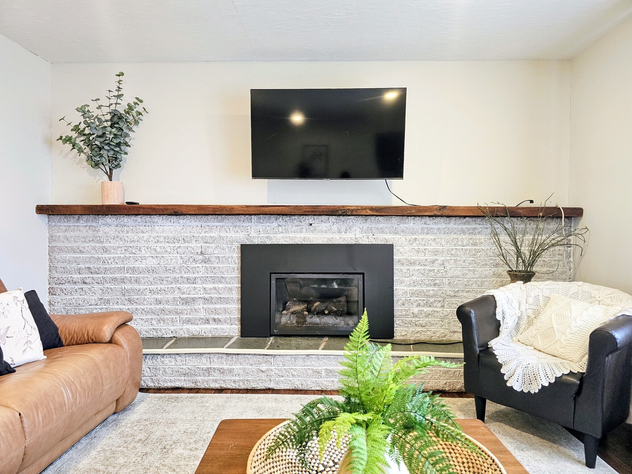 Building Photo - 1329 Landisville Rd