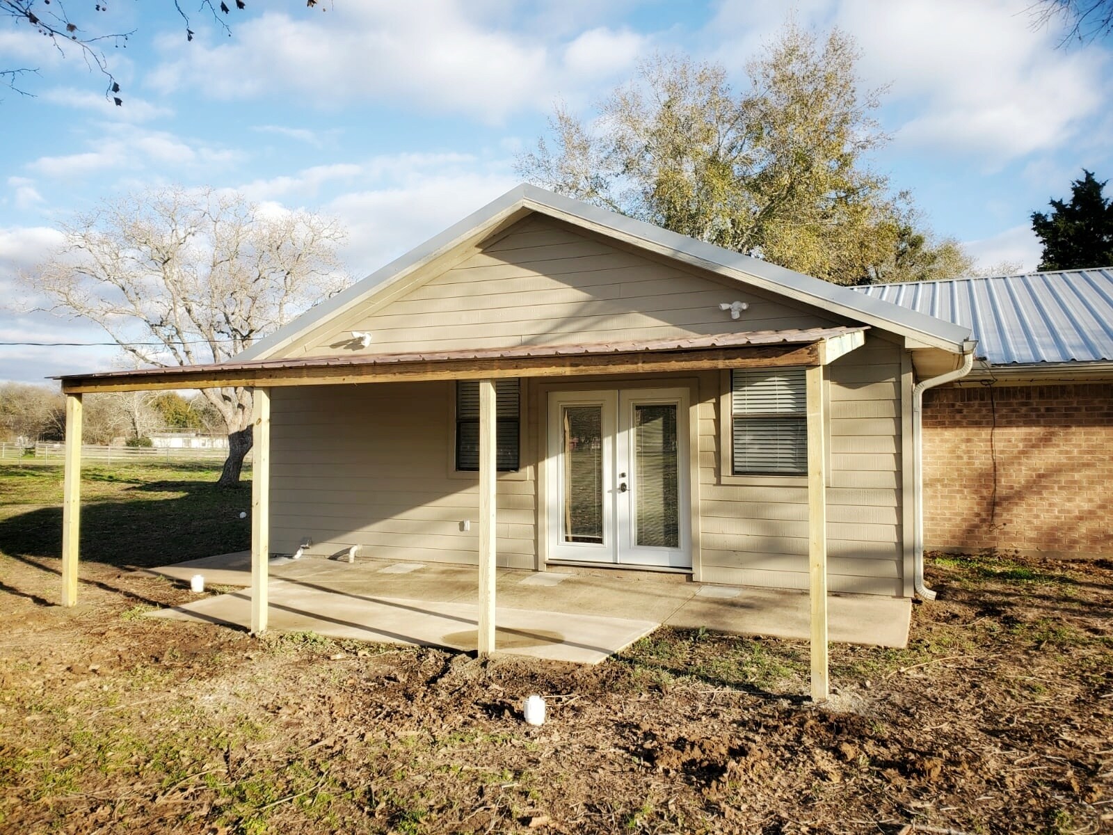 Back Covered Patio - 37438 Meadowview Dr