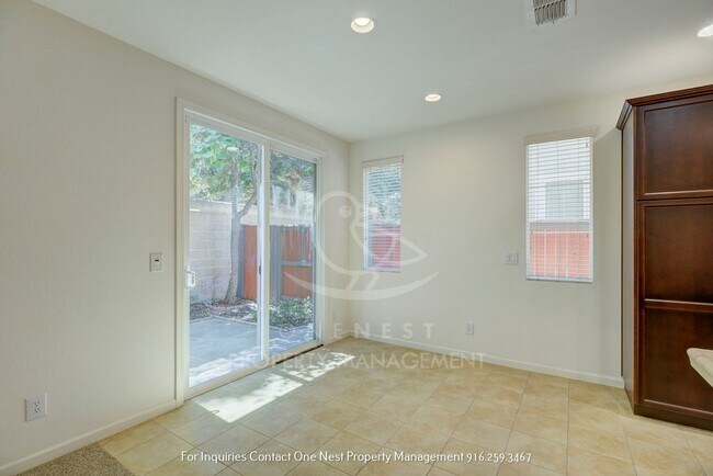 Building Photo - 1392 Impressionist Loop