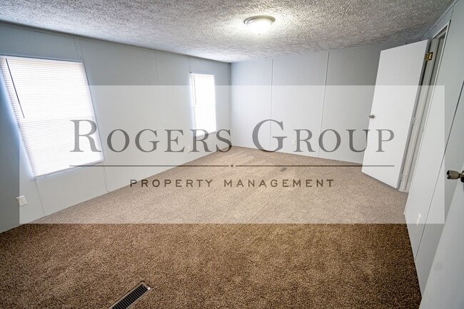 Building Photo - 67 Pete Abbott Ln