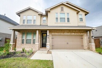 Building Photo - 28722 Mount Bonnell Dr