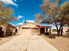 Building Photo - 2826 N Ramie Pl