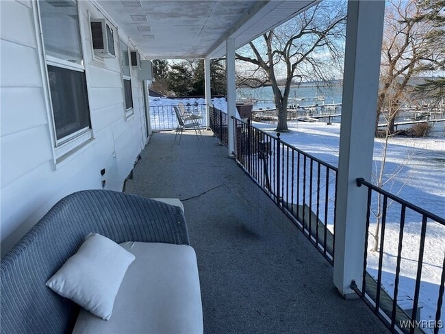 Building Photo - 1825 Winter Rd