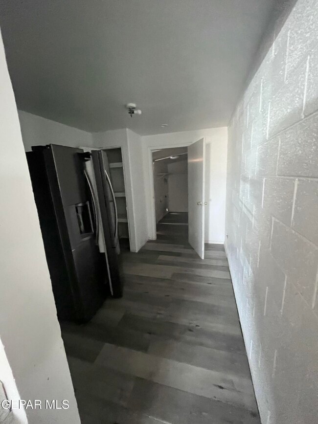 Building Photo - 216 Pacific Dr