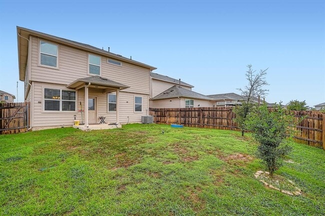 Building Photo - 14014 Macquarie Dr