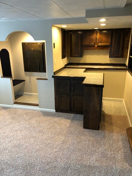 Building Photo - 2325 Sierra St